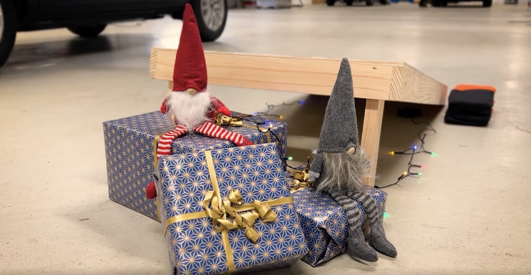 Set cadeau cornhole présenté comme un présent réfléchi